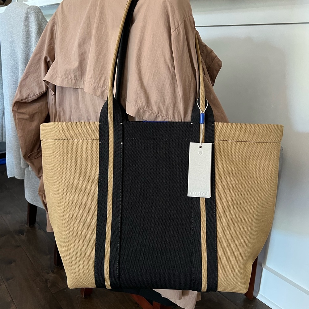 ❌SOLD❌ Rothy’s Camel & Black Stripe Essential Tote (with magnets)